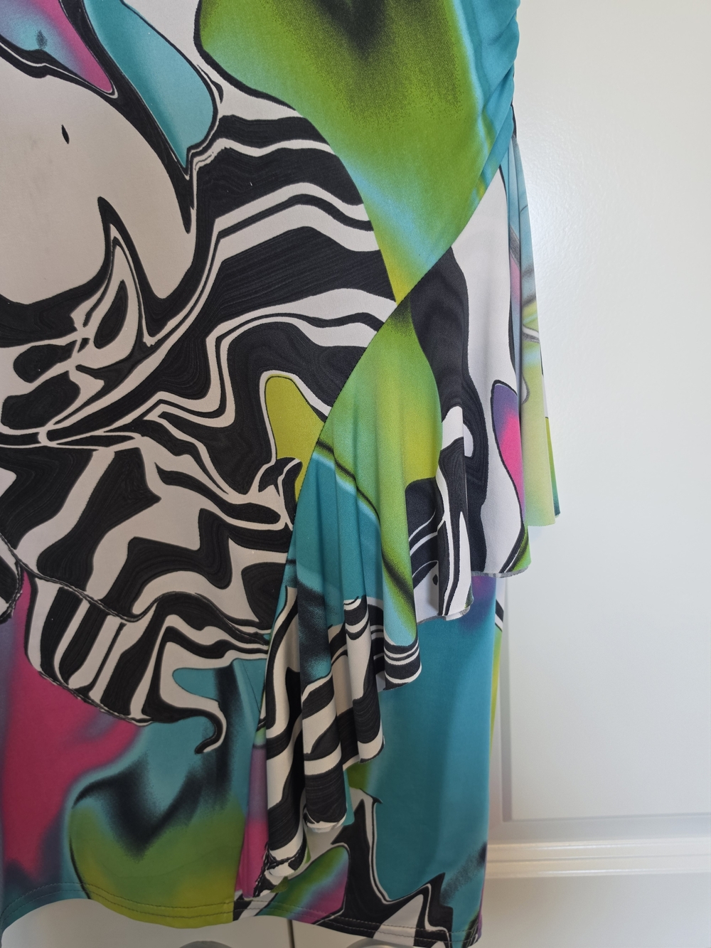 JOSEPH RIBKOFF ABSTRACT PRINT RUCHED RUFFLE MIDI DRESS SIZE 10 - Picture 8 of 9